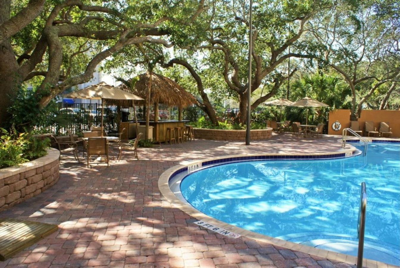 Courtyard By Marriott Cocoa Beach Cape Canaveral Extérieur photo