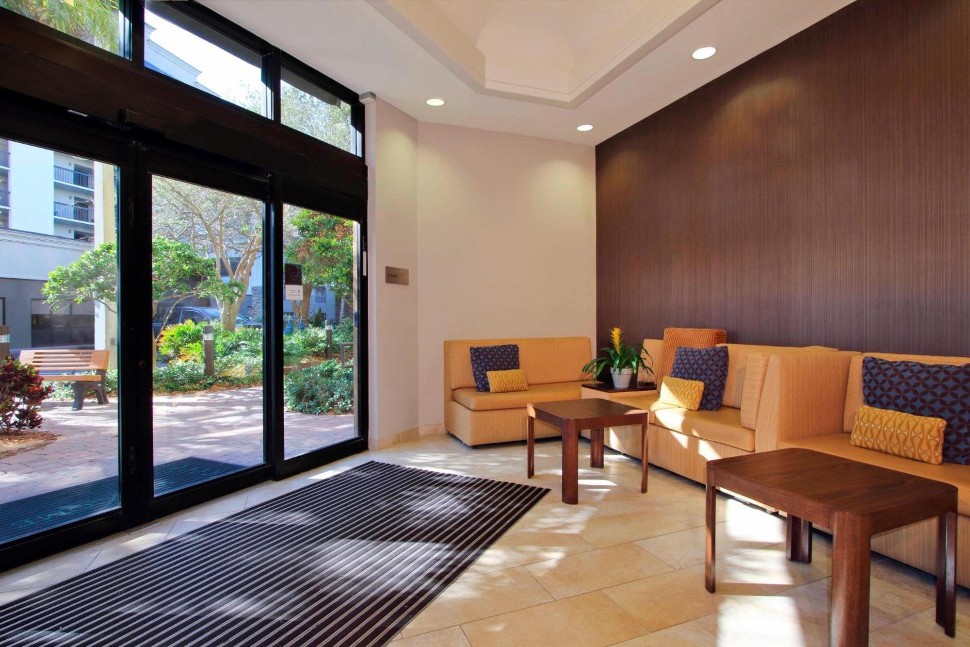 Courtyard By Marriott Cocoa Beach Cape Canaveral Extérieur photo